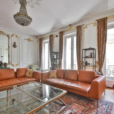 Luxurious - Champs-elysees